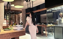 双腿扒开调教羞辱奶头